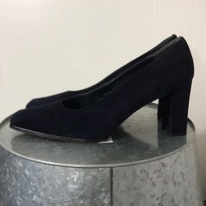 Stuart Weitzman Navy Suede Heels
